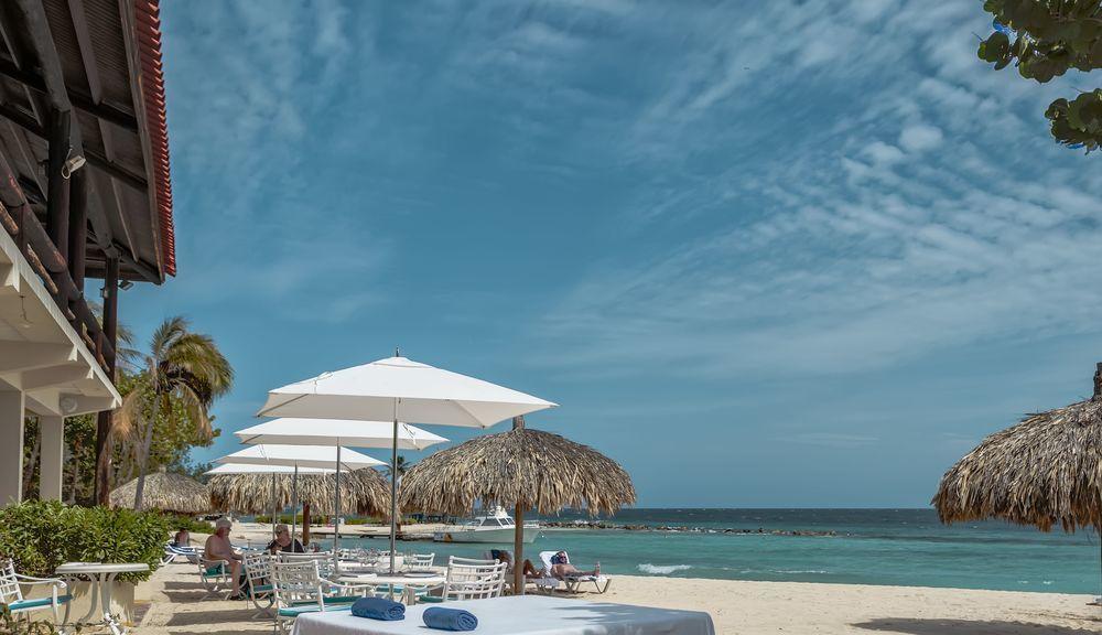 弗洛里斯套房水疗酒店及海滩俱乐部 Piscadera Bay 外观 照片