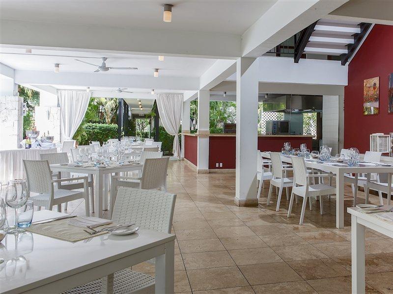 弗洛里斯套房水疗酒店及海滩俱乐部 Piscadera Bay 外观 照片