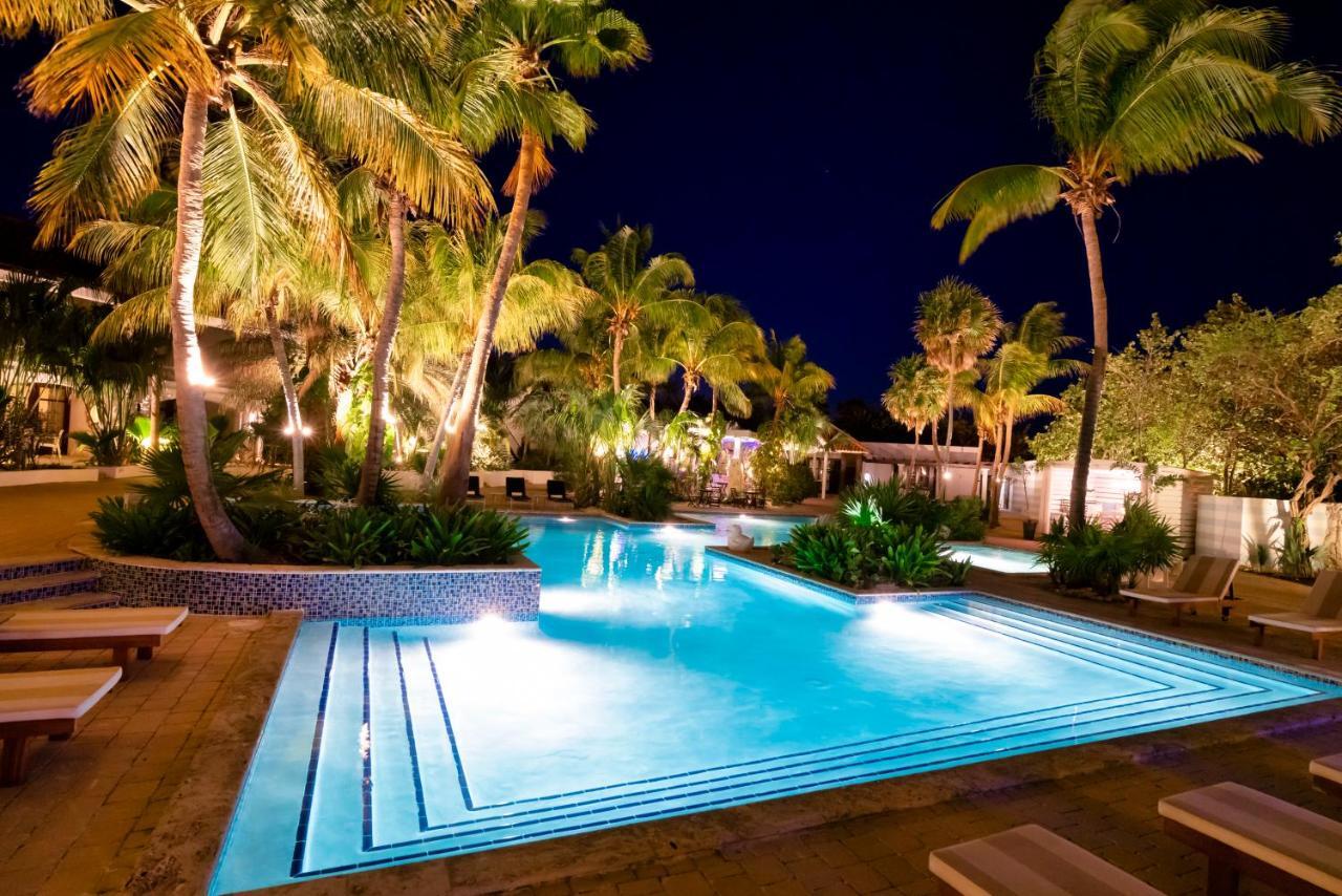 弗洛里斯套房水疗酒店及海滩俱乐部 Piscadera Bay 外观 照片