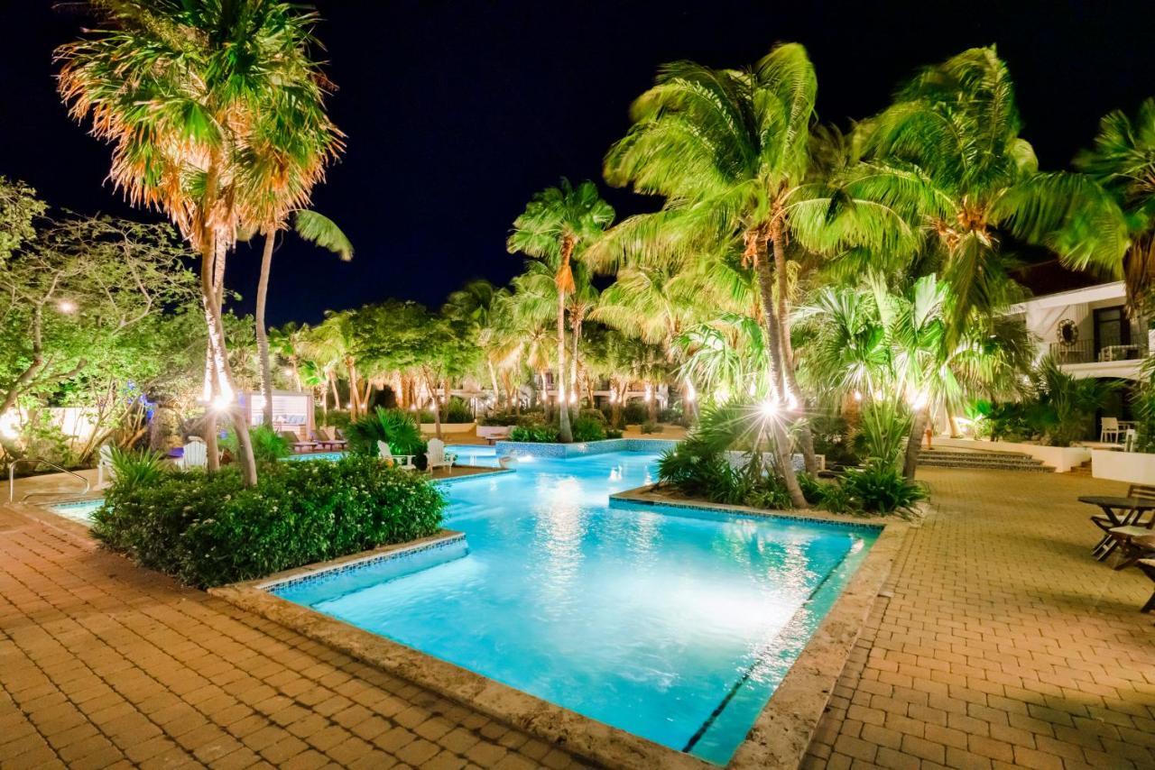 弗洛里斯套房水疗酒店及海滩俱乐部 Piscadera Bay 外观 照片